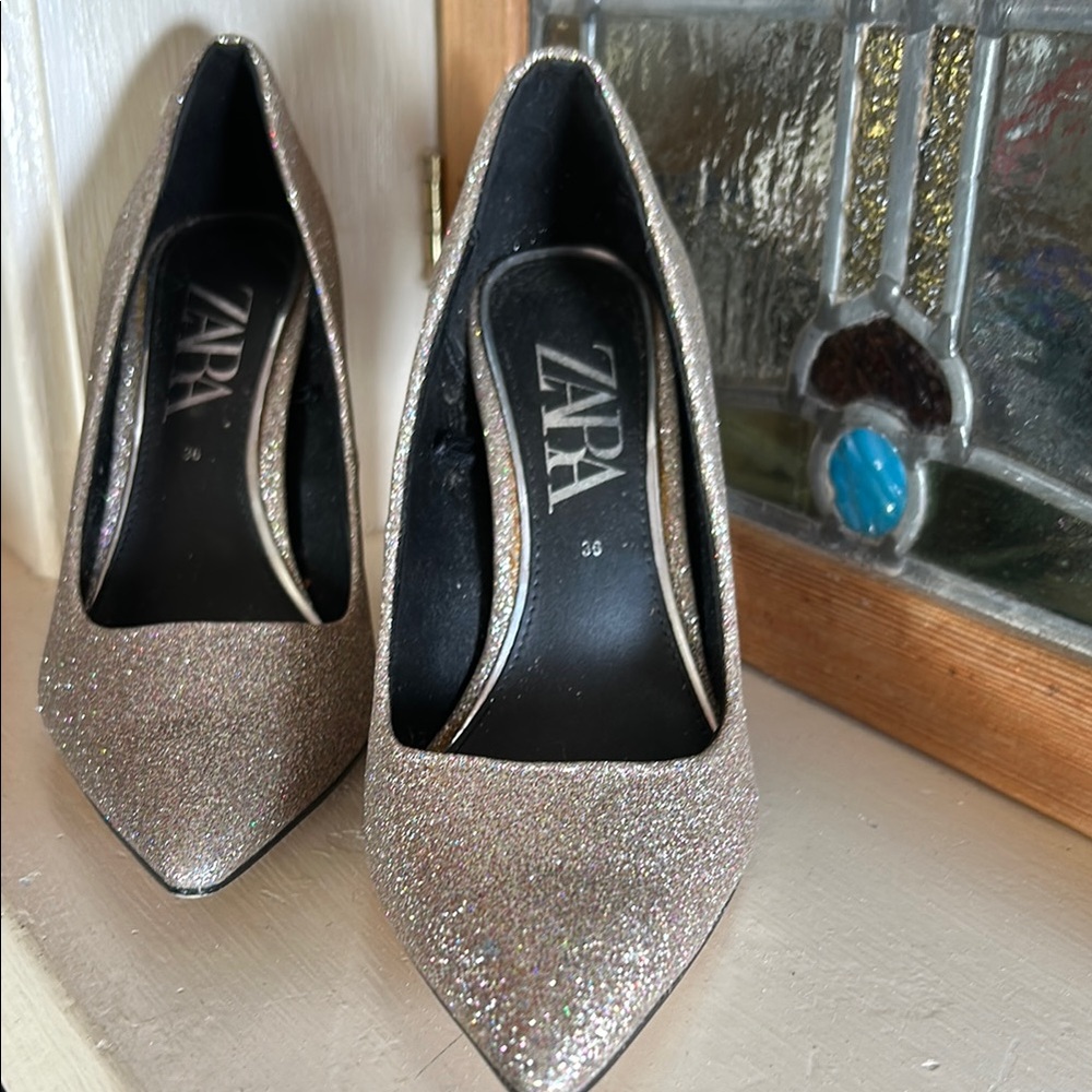 Zara Silver Stiletto Heels Elegant Glitter Pumps